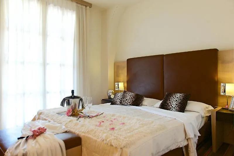 Hotel Fontermosa フォンテブランダ