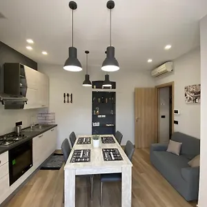 Rusina Casa vacanze Santa Venerina