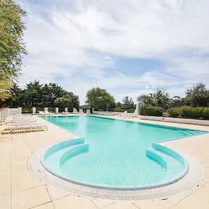 Aparthotel White Sand